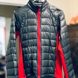 Canada Goose Men’s Lite Hybridge Level 1 Jacket.